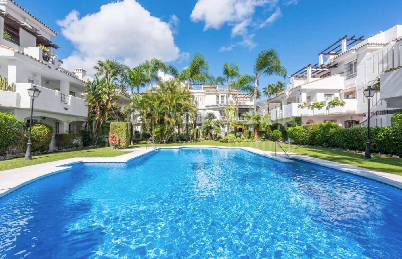마르베야 4 Bed House With Pool Walk To Puerto Banus Fast Internet 빌라 외부 사진